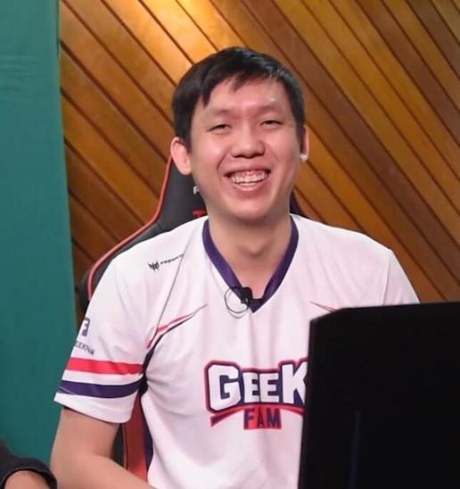 掌握LOL海克斯大乱斗恶魔小丑的玩法技巧